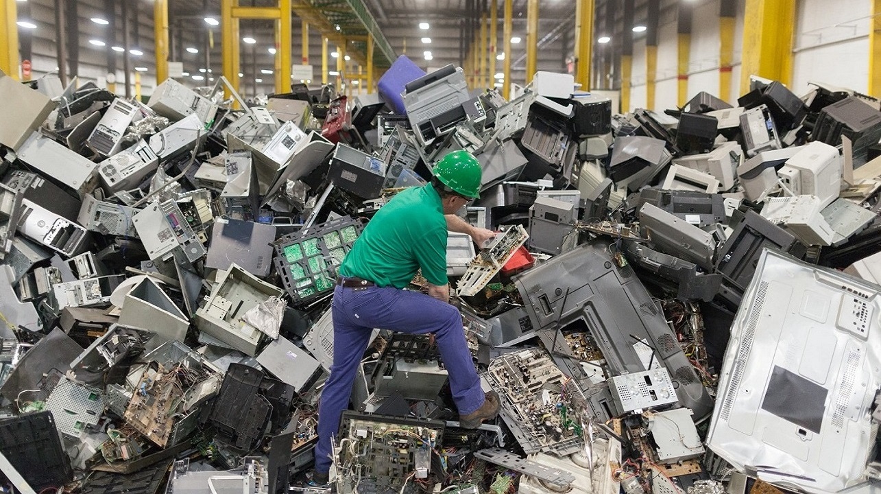 Silivri Elektronik Hurda Alan-0532 614 29 98-ÖZHAN METAL-Elektronik Kart Hurdası-Hurda Akü-Hastane Hurdası Alan